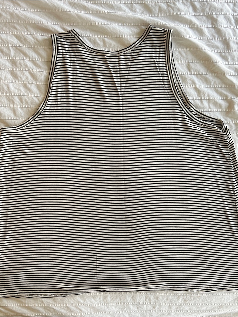 Old Navy Women’s Tank Top Bundle - Olive, Tan Stripe, White, Cream - Picture 4 of 10
